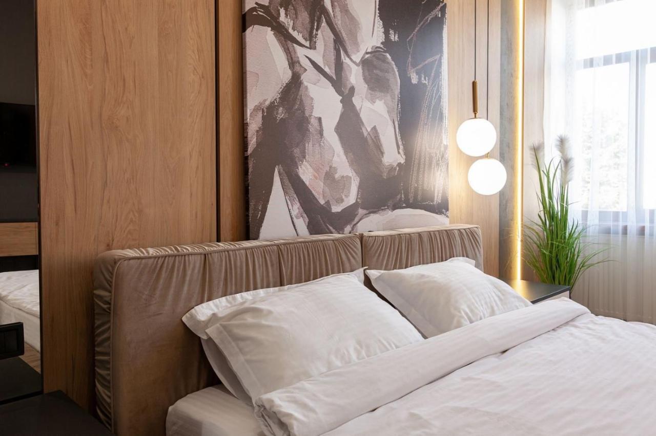 Royal Romantic Apartment With Bathtub Lviv Luaran gambar