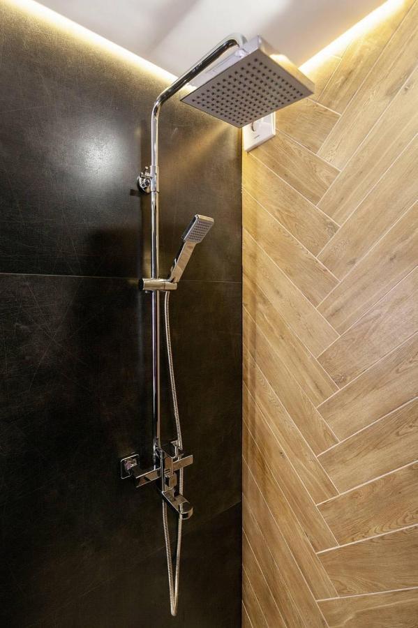 Royal Romantic Apartment With Bathtub Lviv Luaran gambar